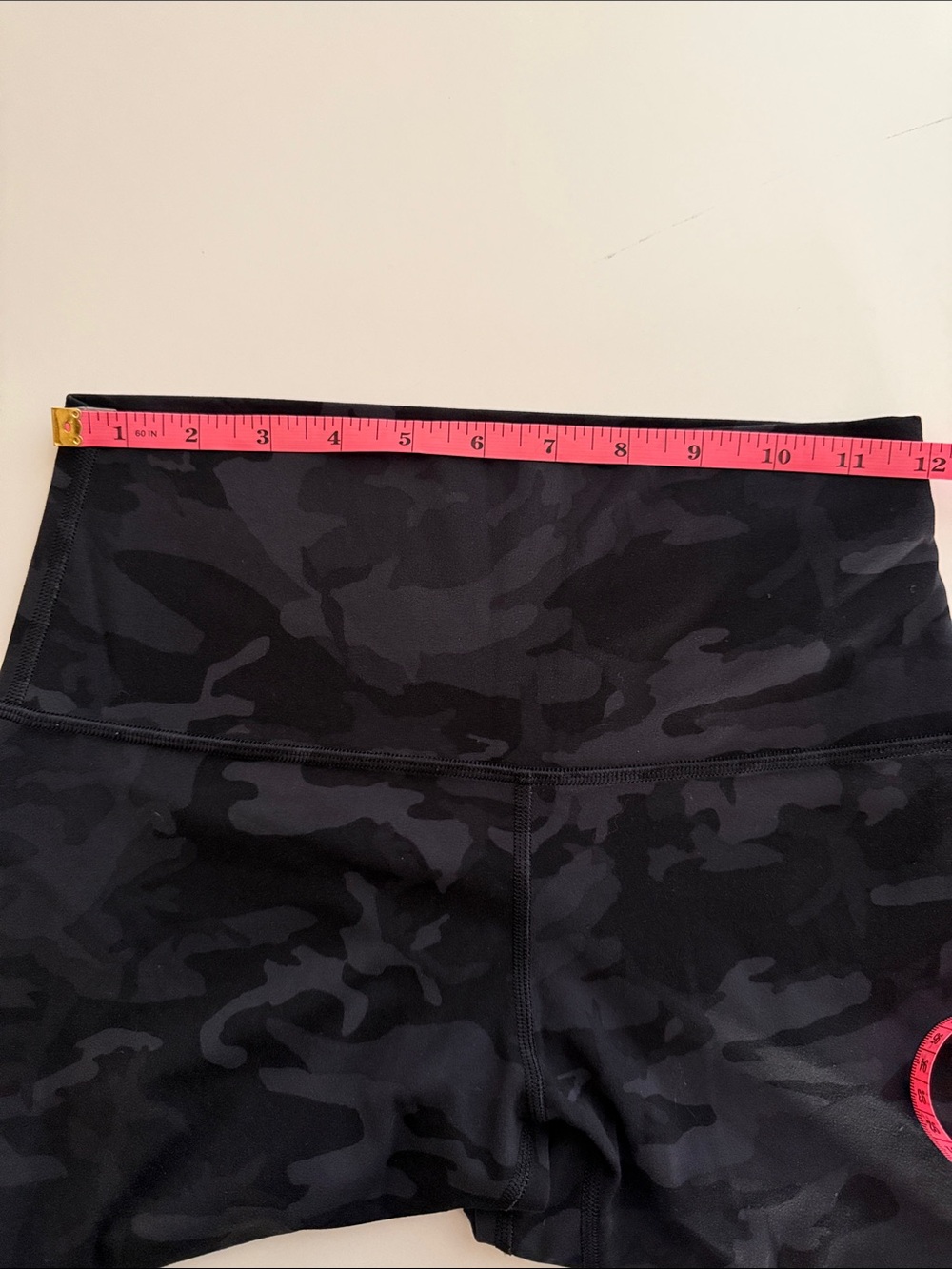 lululemon athletica Align Formation Camo Deep Coal High-Rise Crop 21" Sz 6 - Picture 6 of 8